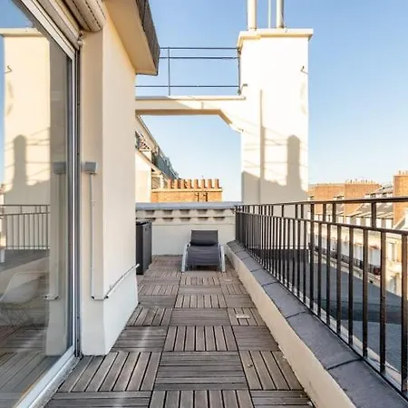 Guestready - Terrasse Vue Tour Eiffel *